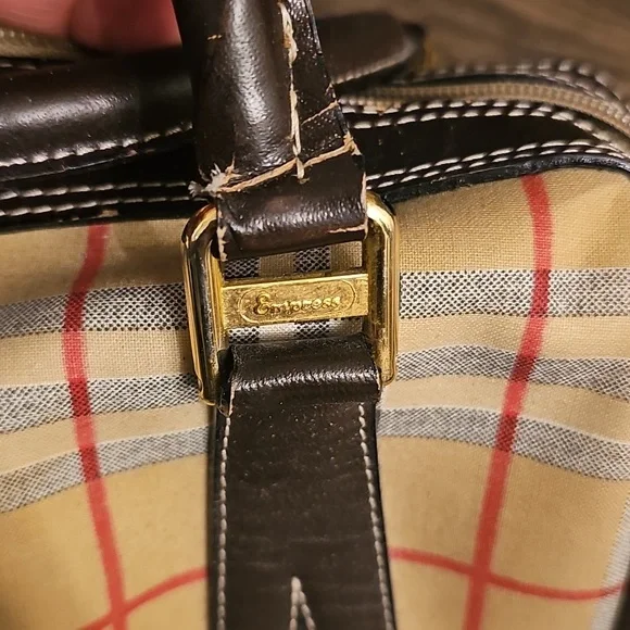 Designer Inspired Purse - Picture 3 of 16